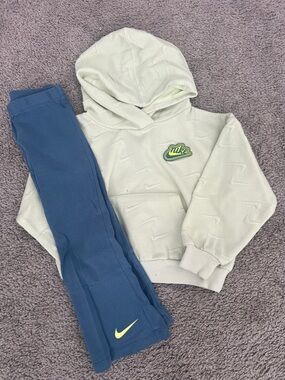Nike Girls Blue Leggings with Lime Swoosh